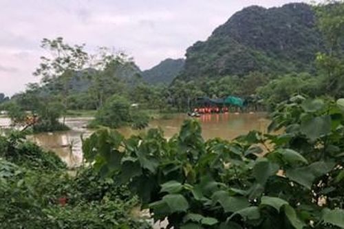Tìm thấy thi thể 2 bé trai bị lũ cuốn trôi ở Hòa Bình