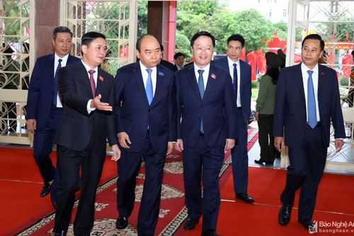 Thủ tướng Chính phủ cùng các đồng chí lãnh đạo Trung ương dự Đại hội Đảng bộ tỉnh Nghệ An