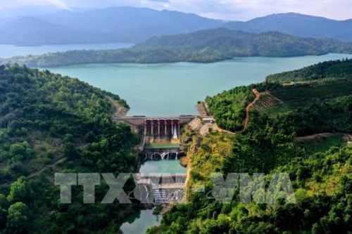 EVN sẽ hoàn thành nhiều dự án lớn từ nay đến cuối năm
