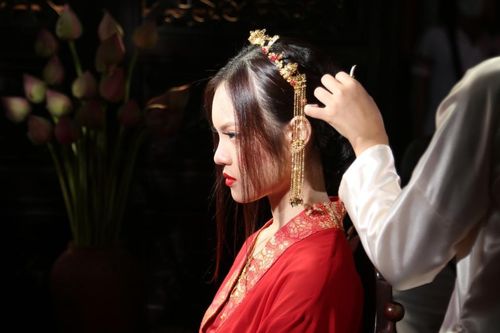 Cháu gái Đàm Vĩnh Hưng 'mừng húm' khi MV debut cán mốc triệu lượt xem