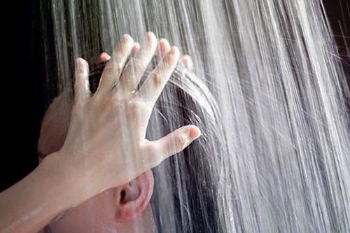 Tắm đúng cách để bảo vệ sức khỏe