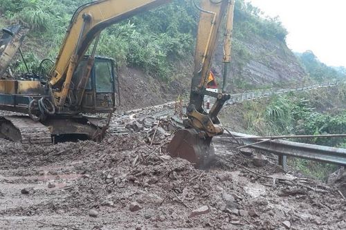 Quảng Trị chịu hai đợt lũ dâng lịch sử trong vòng 10 ngày