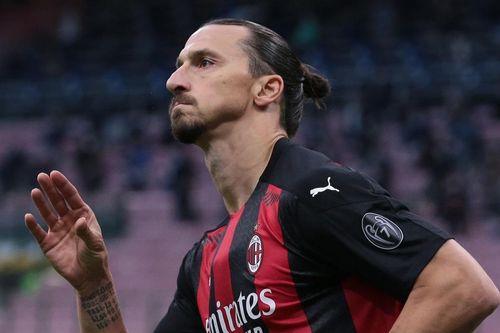 Ibrahimovic lập cú đúp vào lưới Inter