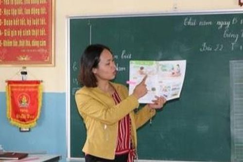 Khó khăn trong triển khai sách giáo khoa mới ở vùng cao
