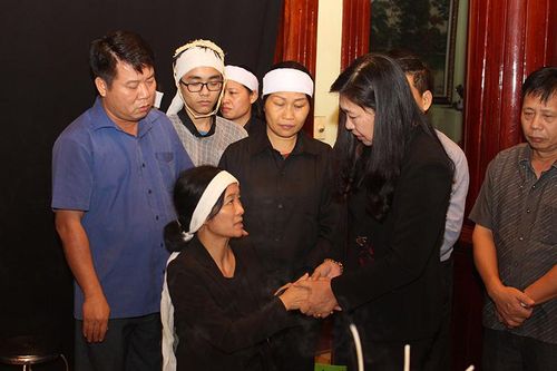 Mặt trận Tổ quốc TP Hà Nội thăm, động viên gia đình Thiếu tướng Nguyễn Hữu Hùng