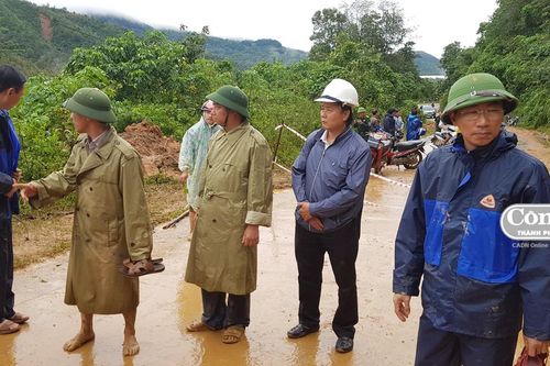 Sạt lở vùi lấp tại Sở chỉ huy Đoàn kinh tế quốc phòng 337, hơn 20 cán bộ chiến sĩ gặp nạn
