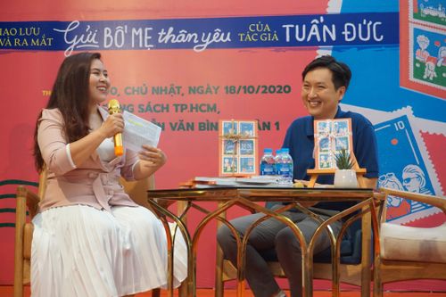 'Gửi bố mẹ thân yêu': Mạnh dạn bày tỏ tình cảm với bố mẹ