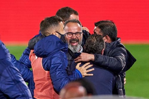 Real Madrid vỡ trận 0-1 Cadiz ở vòng 6 La Liga 2020/21