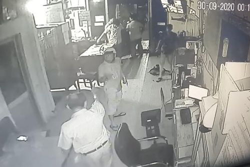Điều tra, làm rõ vụ bảo vệ bến xe Bạc Liêu bị hành hung