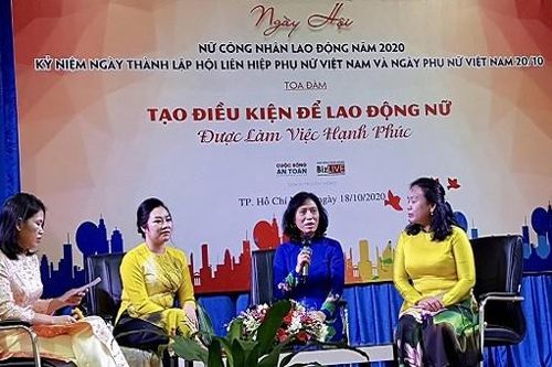 Tạo điều kiện cho lao động nữ được làm việc hạnh phúc