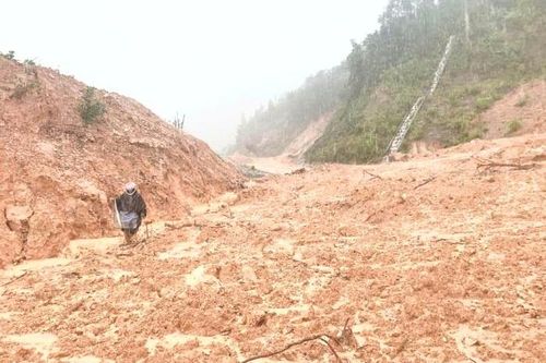 Đoàn cứu hộ gặp nạn, thượng úy Công an hy sinh khi qua cầu tràn ở Quảng Trị