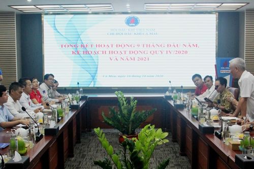 Lãnh đạo VPA làm việc tại Chi hội Dầu khí Cà Mau