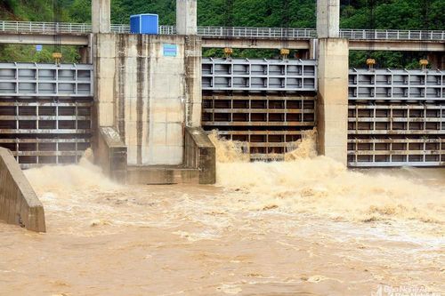 Nhà máy Thủy điện Bản Ang (Nghệ An) sẽ xả lũ