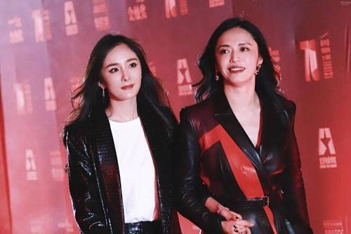 Sau bao tin đồn bất hòa, Dương Mịch và Diêu Thần lại tỏ ra thân thiết, tay trong tay trên thảm đỏ