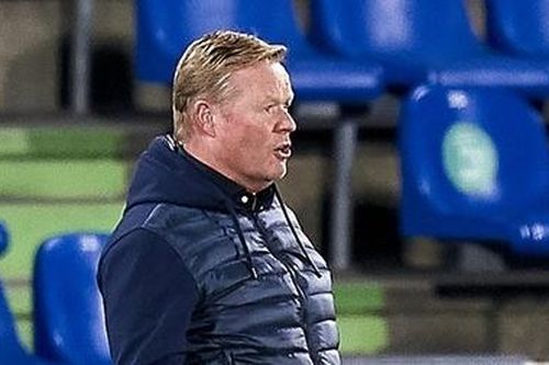 Thua trận đầu tiên, HLV Barca 'tố' cầu thủ đối phương xúc phạm