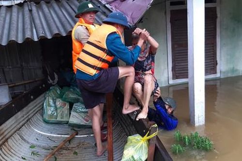Báo Công an TPHCM kêu gọi hướng về đồng bào miền Trung