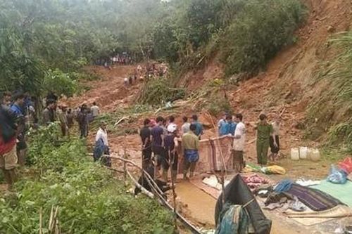 Quảng Trị: Tìm thấy 6 thi thể trong một gia đình bị sạt lở đất vùi lấp