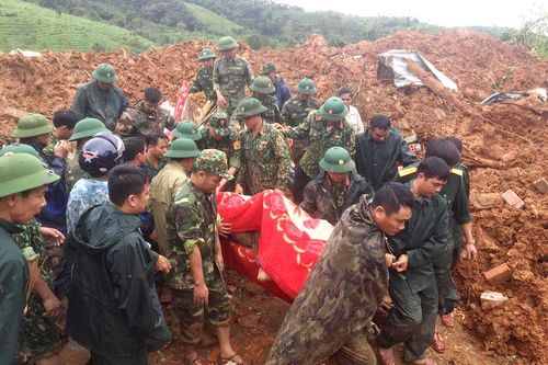 Dồn toàn lực ứng cứu 22 cán bộ, chiến sĩ bị vùi lấp ở Đoàn 337