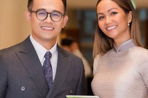 H'Hen Niê bị chỉ trích keo kiệt, MC Đức Bảo cho rằng 'đừng nhìn vào những con số'