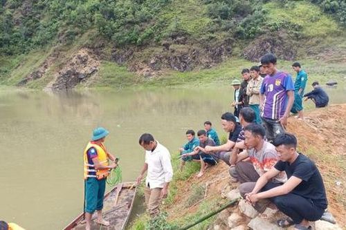 Tìm thấy thi thể người phụ nữ mất tích khi qua suối ở Yên Bái