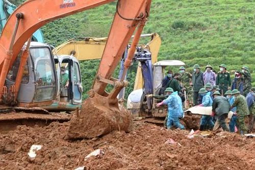 Vụ sạt lở núi tại Quảng Trị: Đã tìm thấy thi thể 22 cán bộ, chiến sĩ gặp nạn
