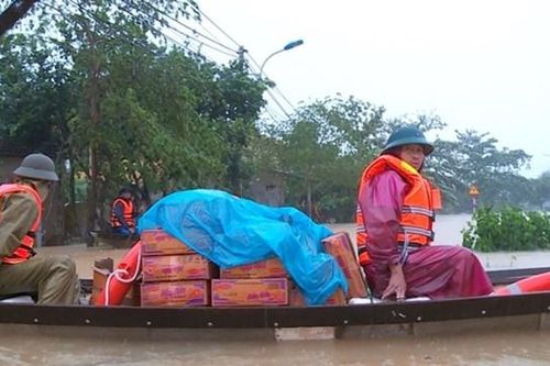 Thủ tướng quyết định xuất cấp 4.000 tấn gạo hỗ trợ nhân dân miền Trung