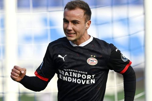 Gotze ghi bàn trong trận ra mắt CLB mới