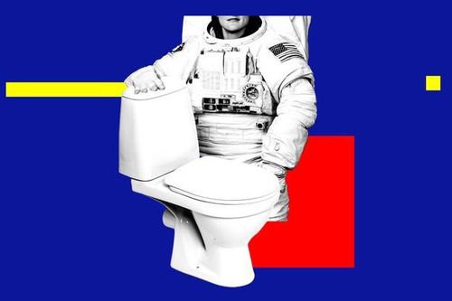 Sau 60 năm, NASA mới làm nhà vệ sinh cho phi hành gia nữ