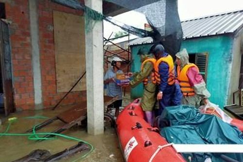 Phát huy '4 tại chỗ' khắc phục hậu quả sau bão lũ
