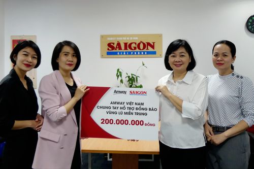 Amway Việt Nam ủng hộ 200 triệu đồng giúp người dân vùng lũ miền Trung