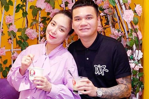 Vợ Khắc Việt sinh đôi, tiết lộ tên thân mật hai bé