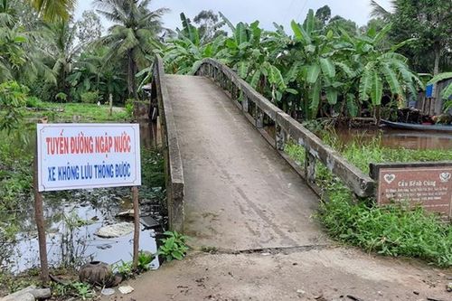 Cà Mau: 2 huyện tiếp tục cho học sinh nghỉ học vì ngập lụt