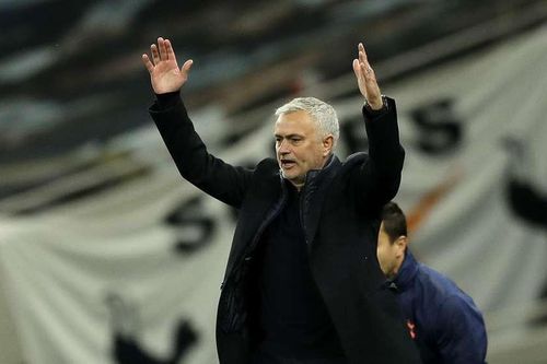 Tottenham dẫn trước 3-0 vẫn mất điểm, HLV Mourinho nói gì?