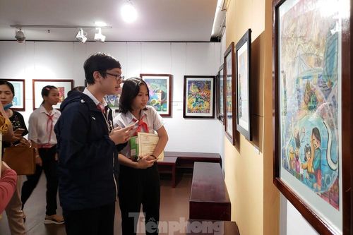 120 tác phẩm khắc họa Đà Nẵng trên tuyến đầu chống dịch COVID-19