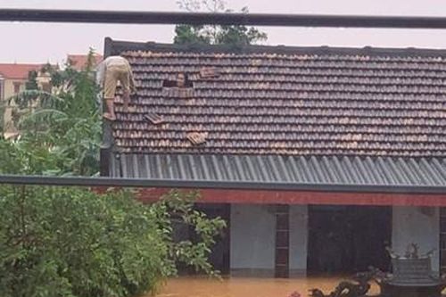 Mưa lũ tiếp tục dâng cao, Quảng Bình tạm hoãn Đại hội Đảng bộ tỉnh
