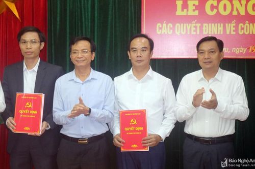 Quỳnh Lưu công bố các quyết định về công tác cán bộ