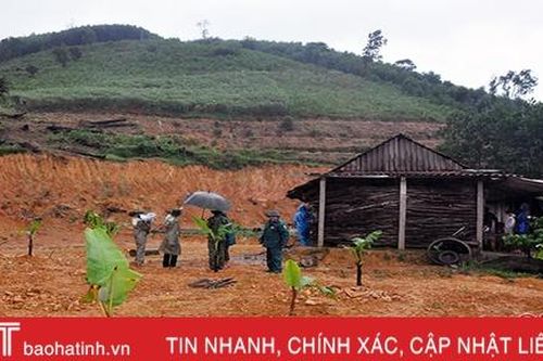 Hương Khê khẩn trương di dời gần 400 hộ dân trong vùng nguy cơ sạt lở