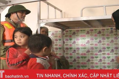 Bí thư Tỉnh ủy Hà Tĩnh trực tiếp kiểm tra, chỉ đạo ứng phó với mưa lũ