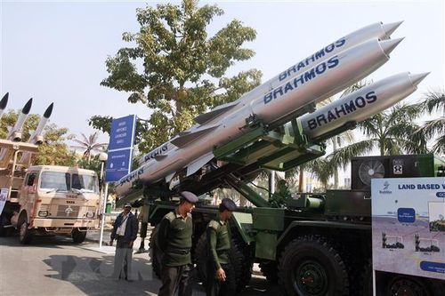 Ấn Độ thử thành công tên lửa hành trình siêu thanh BrahMos