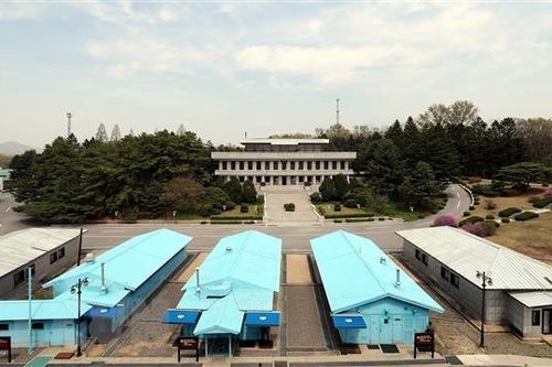 Hàn Quốc sắp nối lại chương trình du lịch làng đình chiến Panmunjom