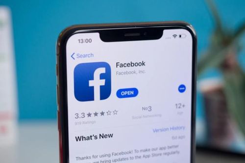 Zuckerberg tiếp tục 'đá đều' Apple, kêu gọi Mỹ điều tra
