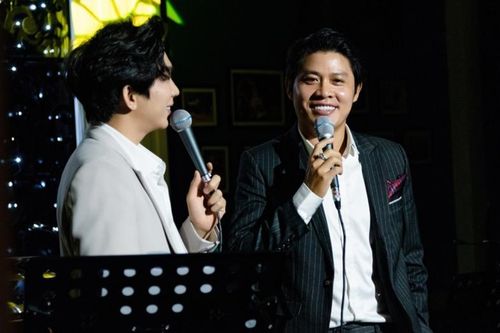 Nguyễn Văn Chung da diết trong đêm minishow, tuyên bố trở lại với dòng nhạc sở trường