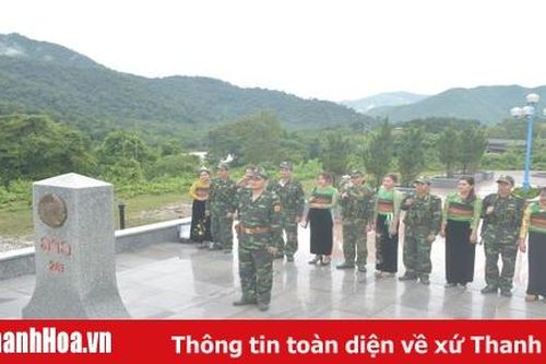 Phụ nữ thị trấn Mường Lát tích cực tham gia bảo vệ chủ quyền an ninh biên giới