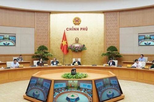 Thường trực Chính phủ họp bàn khắc phục hậu quả mưa lũ miền trung