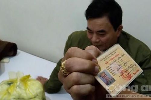 Lật mặt 'ông anh họ thất lạc làm tướng công an'