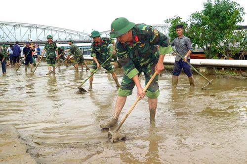 Đề phòng dịch bệnh có thể bùng phát mùa mưa lũ