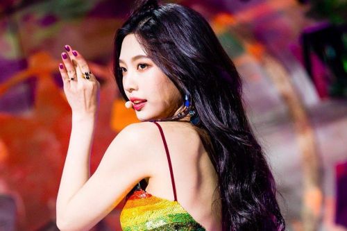 Những biểu tượng quyến rũ thế hệ mới của Kpop