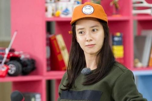 Song Ji Hyo thay đổi sau khi bị chê về gu thời trang
