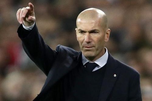 HLV Zidane không hài lòng với thái độ của học trò
