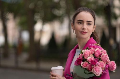 Vì sao 'Emily in Paris' khiến người Pháp thấy nực cười?